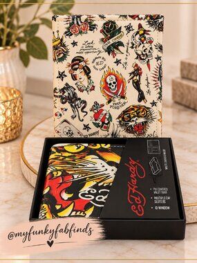 Ed Hardy Men’s Bifold Wallet & Valet Tray Gift Set Tattoo Flash Print